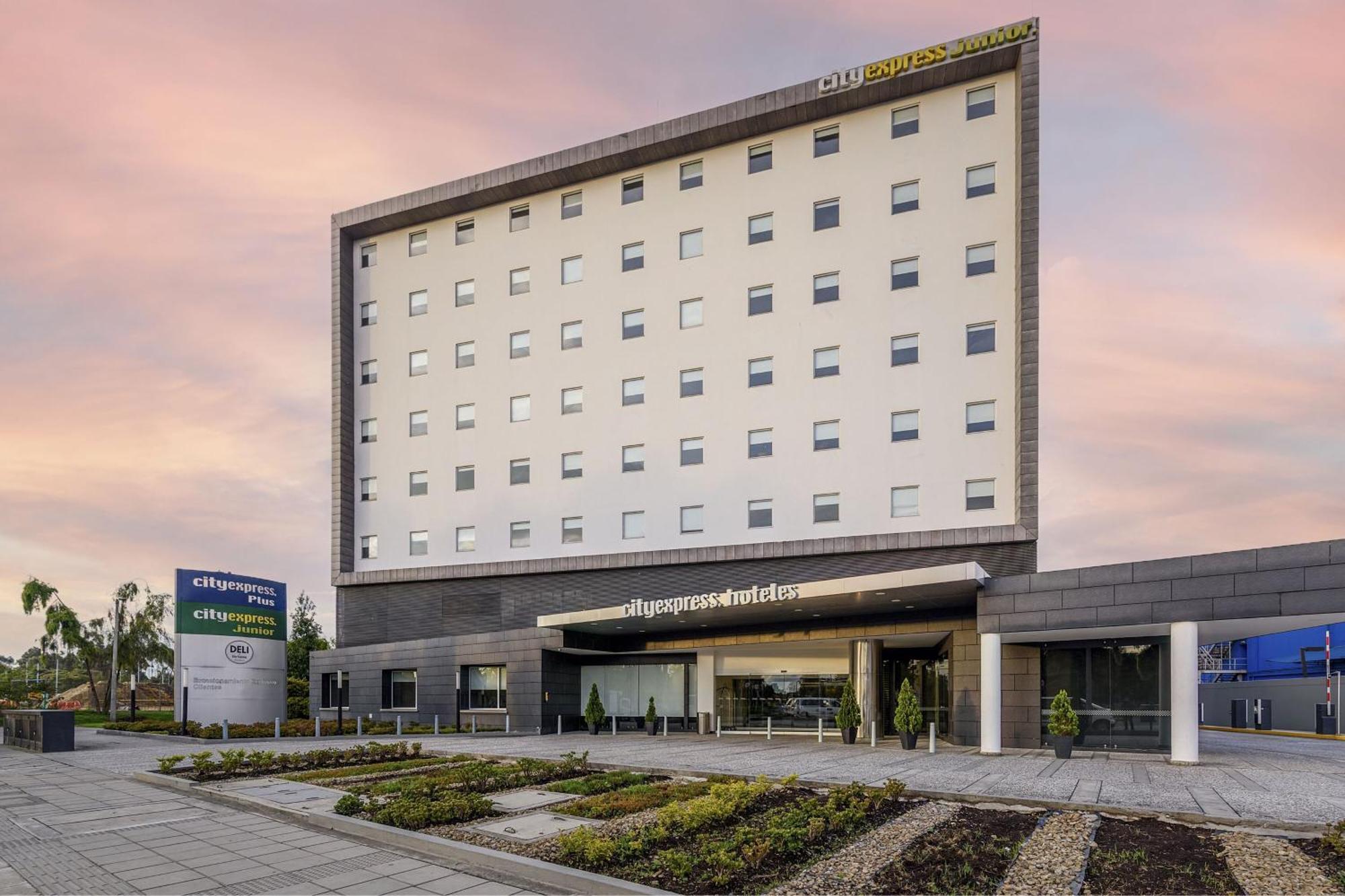 City Express Junior By Marriott Bogota Aeropuerto Εξωτερικό φωτογραφία