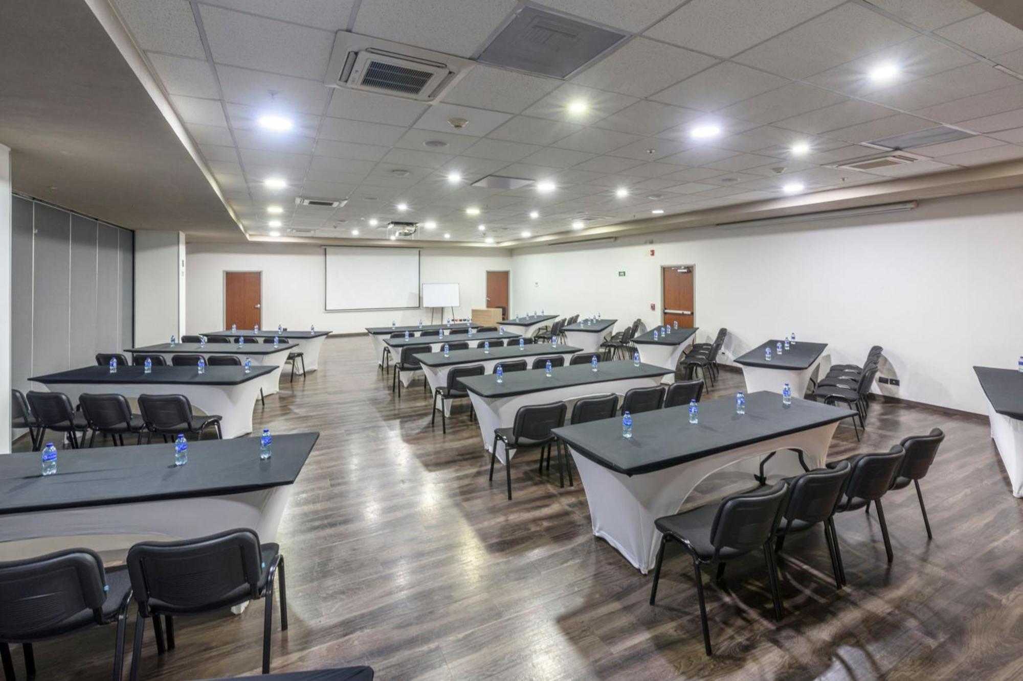 City Express Junior By Marriott Bogota Aeropuerto Εξωτερικό φωτογραφία