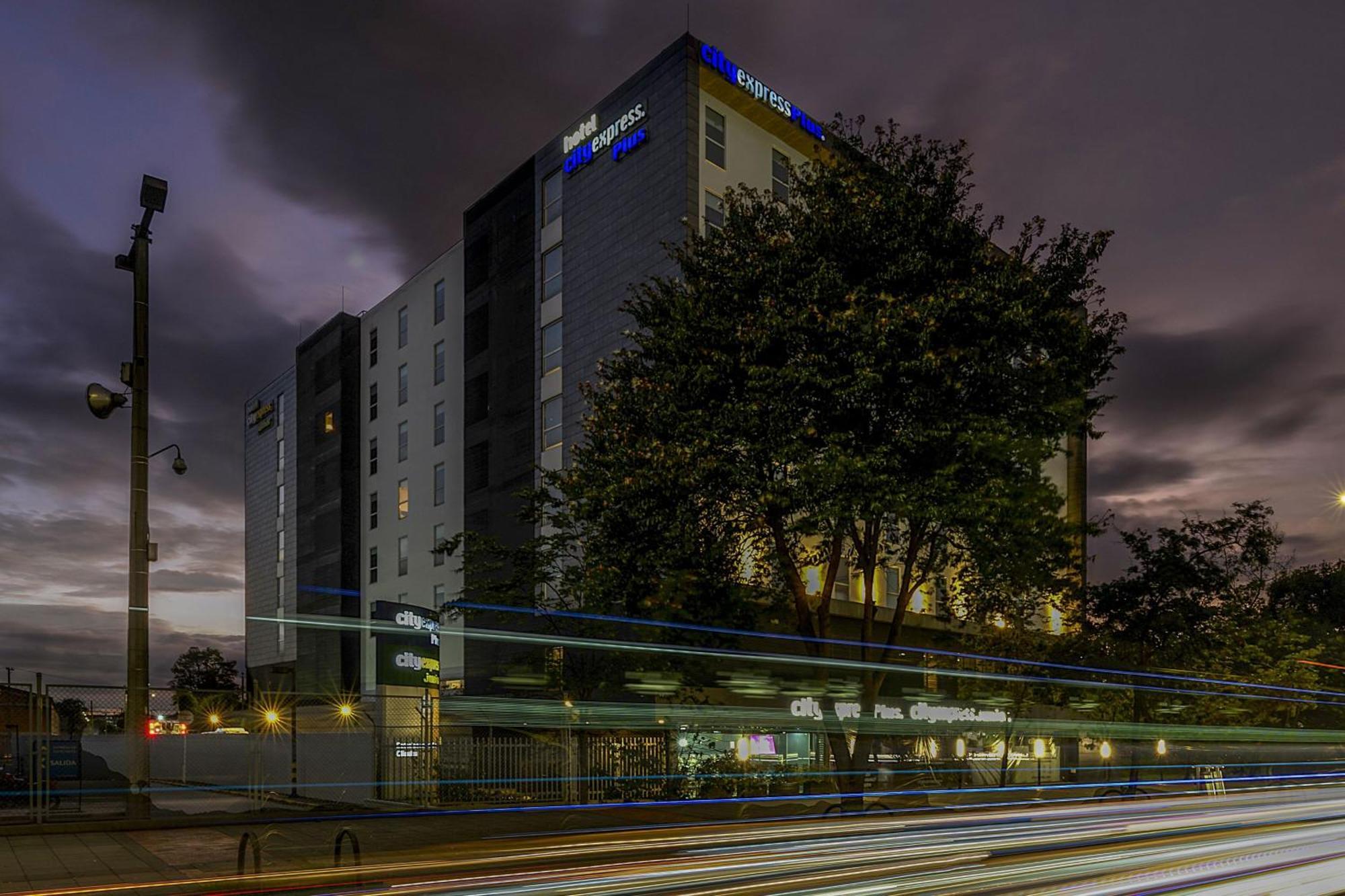 City Express Junior By Marriott Bogota Aeropuerto Εξωτερικό φωτογραφία